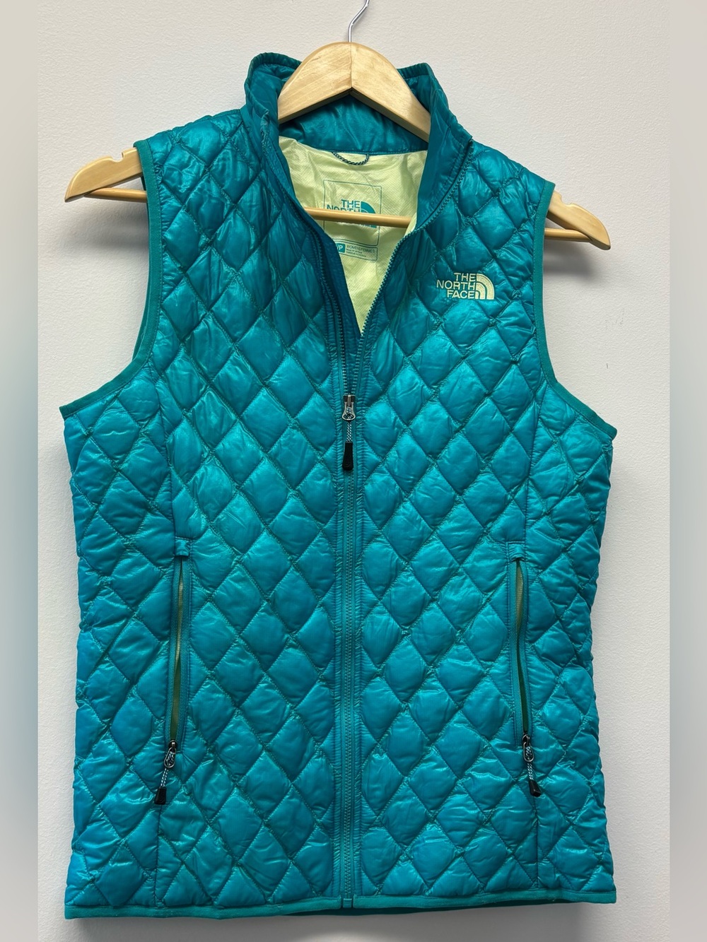 The North Face Women's Teal Diamond-Quilt Vest